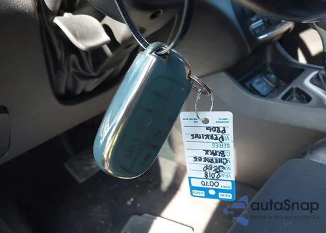 2018 Jeep Cherokee Latitude Plus Fwd z USA, uszkodzony, nr VIN 1C4PJLLB1JD513441